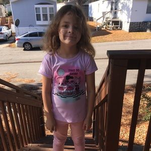 Meet your Posher, Mia